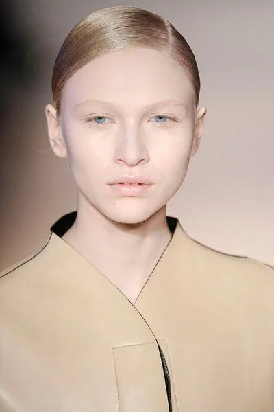 Look 90